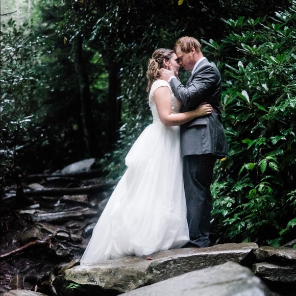 Meet your Posher, Amber - Picture 3 of 5